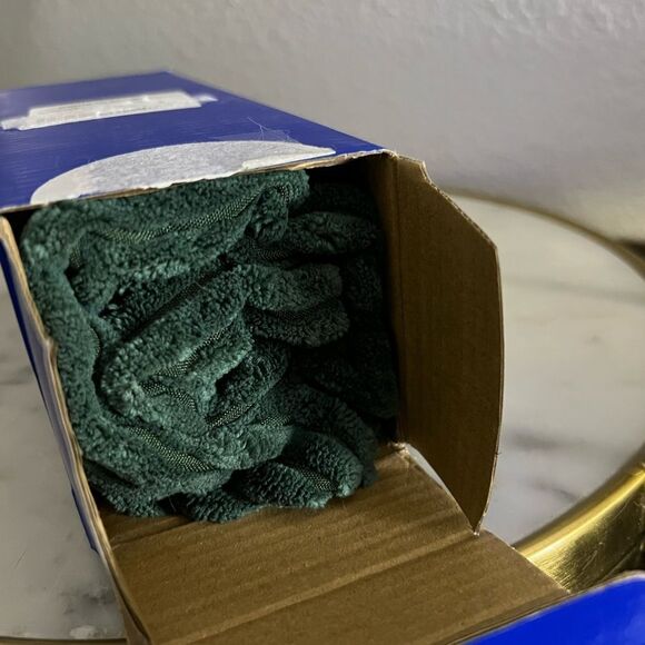 Throw Pillow Covers Set 16" x 16" (Pack of 2) Army Green Holidays NIB By Miulee - Picture 4 of 5